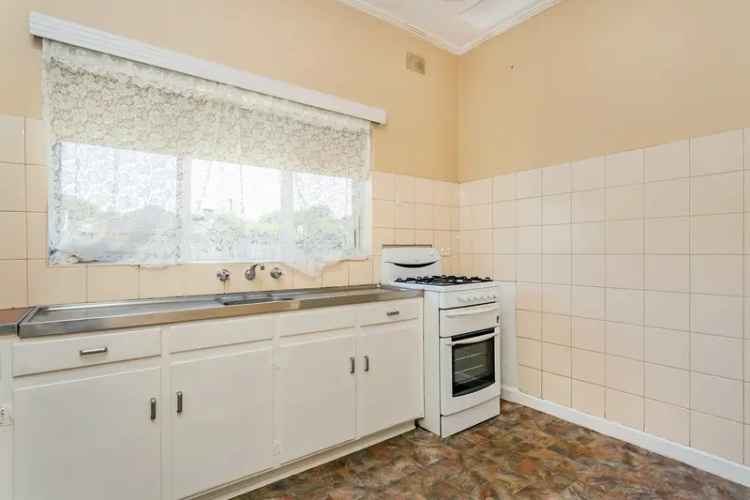 3 Bedroom Family Home in Underdale - Updated and Ready to Move In