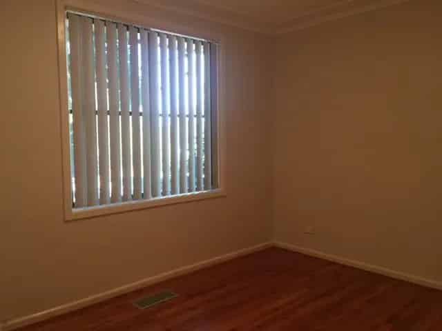 3 rooms house of 195 m² in Sydney