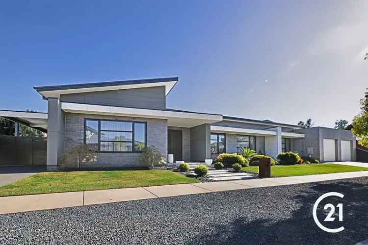 4 Bed 2 Bath Home Grayson Terrace Echuca