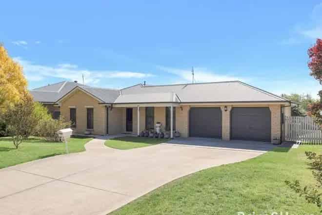House For Sale , Bathurst, New South Wales