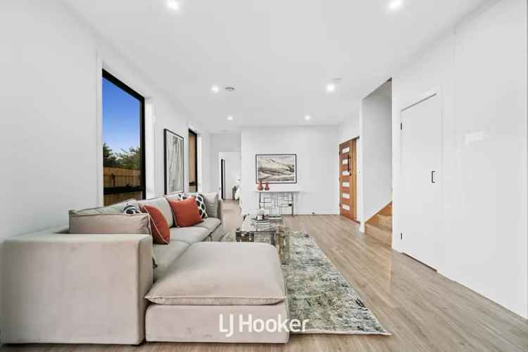 Block of units For Sale in Melbourne, Victoria