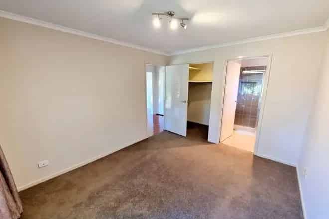 House For Rent , 47, Baggott Drive, Melbourne, Victoria