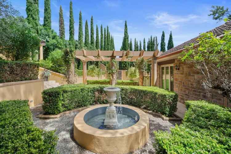 McRae's Estate - Tuscan style Residence