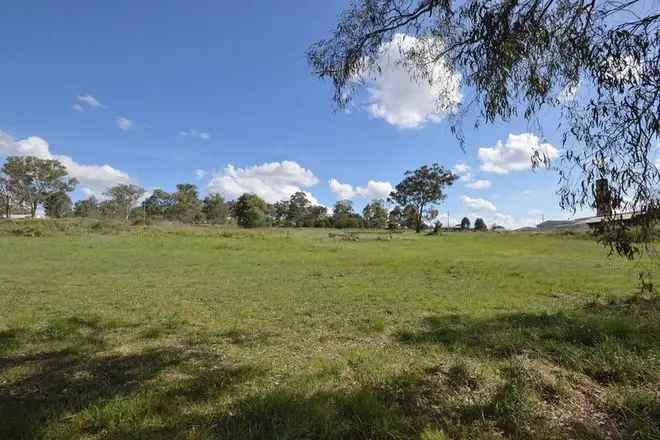 2.5 Ha Vacant Land Near Warwick CBD - Ideal for Commercial or Light Industry