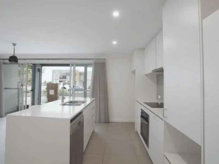 Apartment For Sale in City of Wanneroo, Western Australia