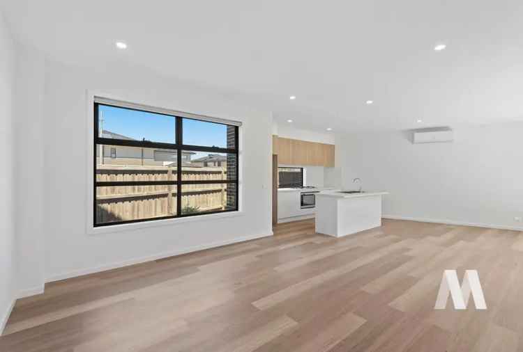 3 Bedroom 212m² House in Melbourne Beachside Location