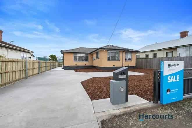 House For Sale , 43, Main Street, Ulverstone, Tasmania