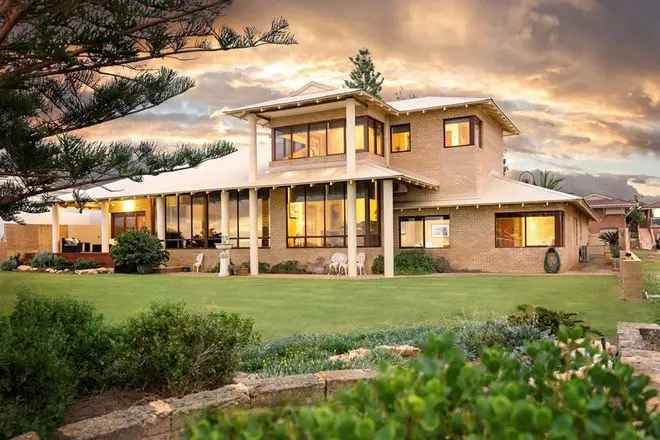 House For Sale in Geraldton, Western Australia