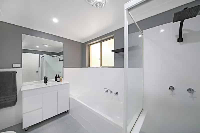 Real Estate For Lease - 2/44 Chapel Street - Rockdale , NSW