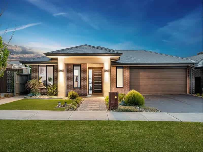 Real Estate For Lease - 17 Zenith Road - Beveridge , VIC