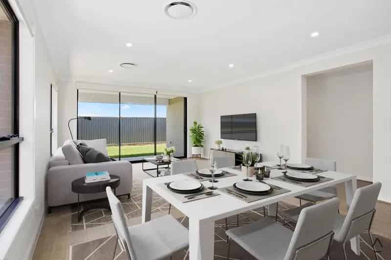 House For Lease - 15 Vanderfield Cres, Oran Park NSW 2570