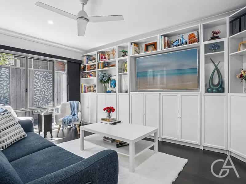 Modern Contemporary Living!