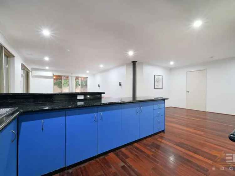 House For Sale in City of Gosnells, Western Australia