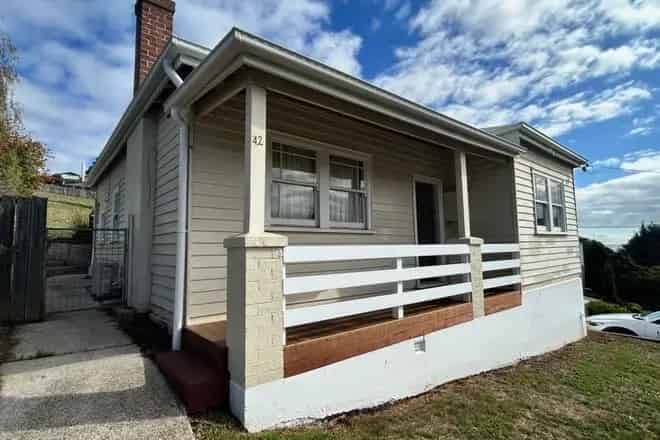 House For Rent , 42, Collins Street, Burnie, Tasmania