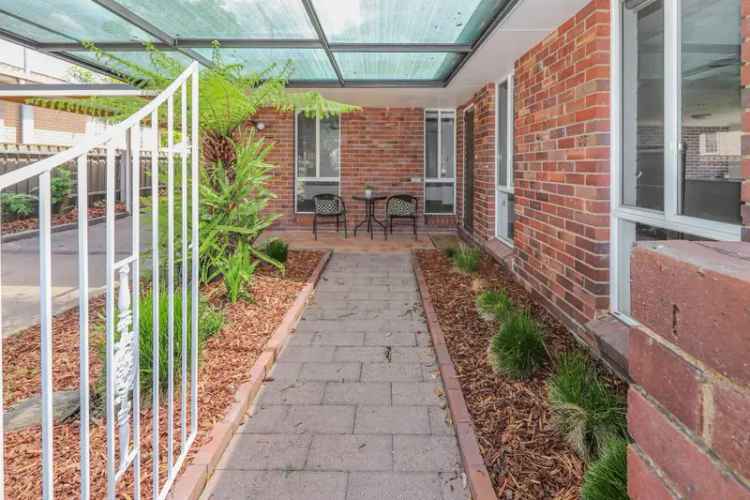 Charming Family Home in Tumut