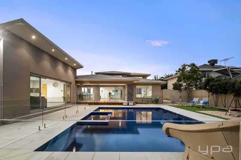House For Sale , 5, Amstel Court, Melbourne, Victoria