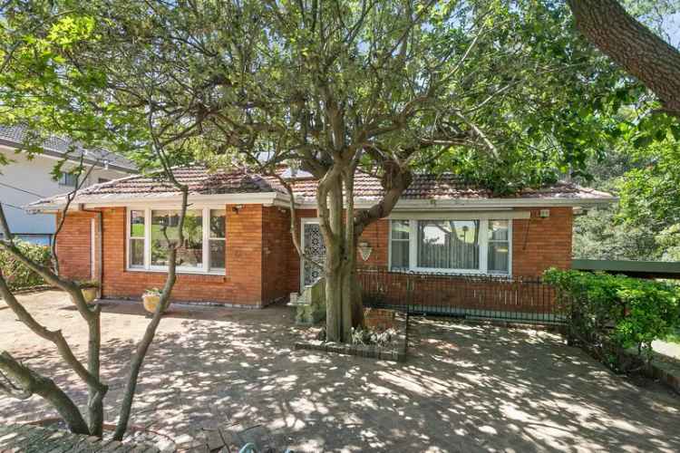 Endless Potential 3 Bed Home in Oatley West