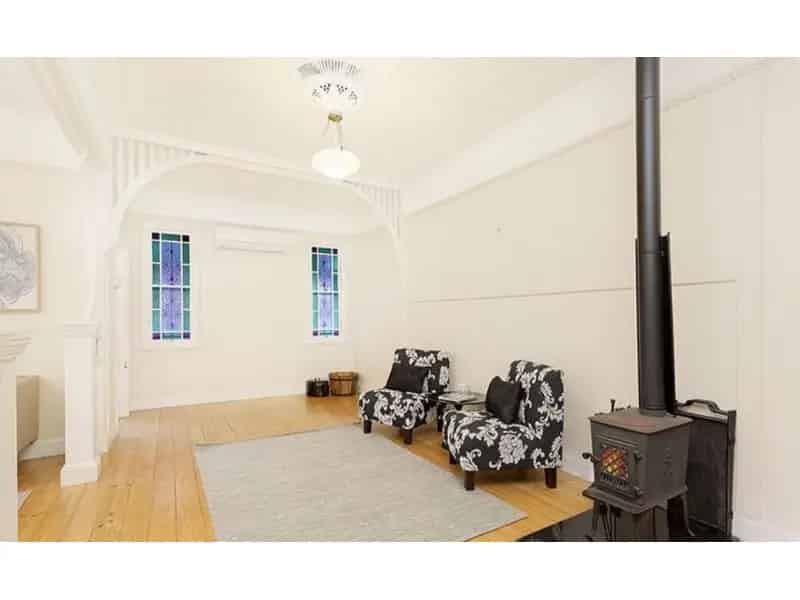 Charming Queenslander In Prime Coorparoo Location