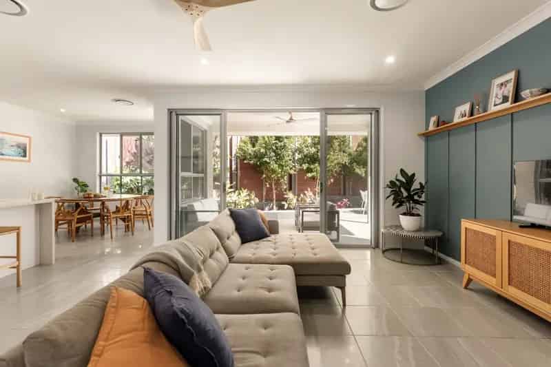 House For Sale , 10, Harborough Street, City of Brisbane, Queensland