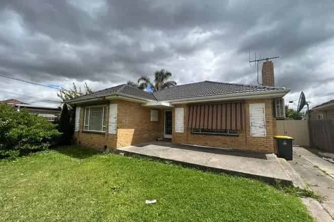 House For Rent , 12, Joan Street, Melbourne, Victoria