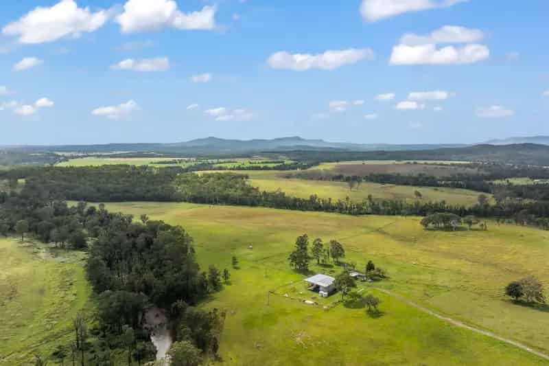 AUCTION ALERT: RARE CREEK-FRONTAGE OPPORTUNITY!