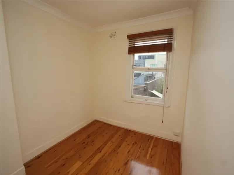 Charming Two Bedroom Terrace!