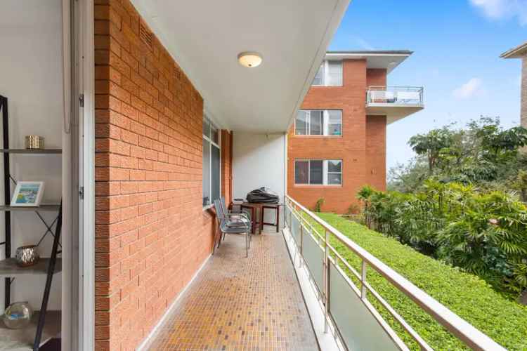 Renovated North Facing Apartment with Huge Balcony