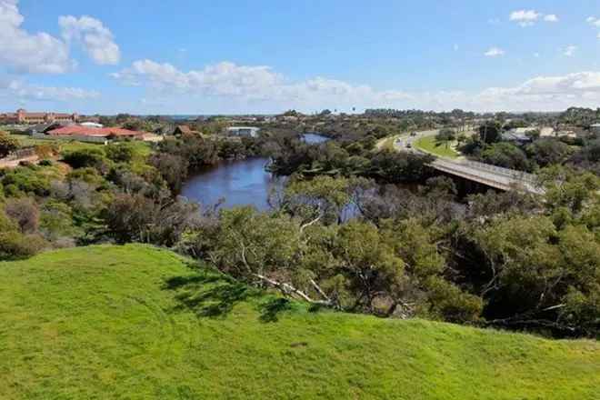 Land For Sale in Geraldton, Western Australia