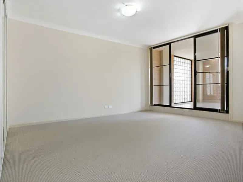 Real Estate For Lease - 10/1 Hunter Street - Parramatta , NSW