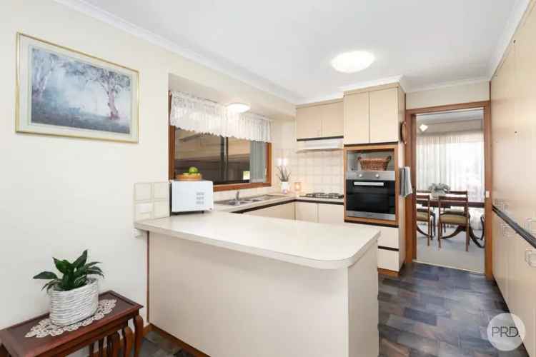 Well Maintained Family Home in Ever-Popular Wendouree