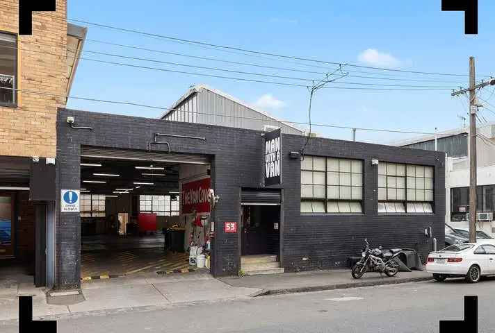 Inner City Warehouse 597 sqm Near Victoria Street