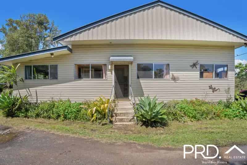 Buy rural property in Kyogle with farmhouse and ample infrastructure