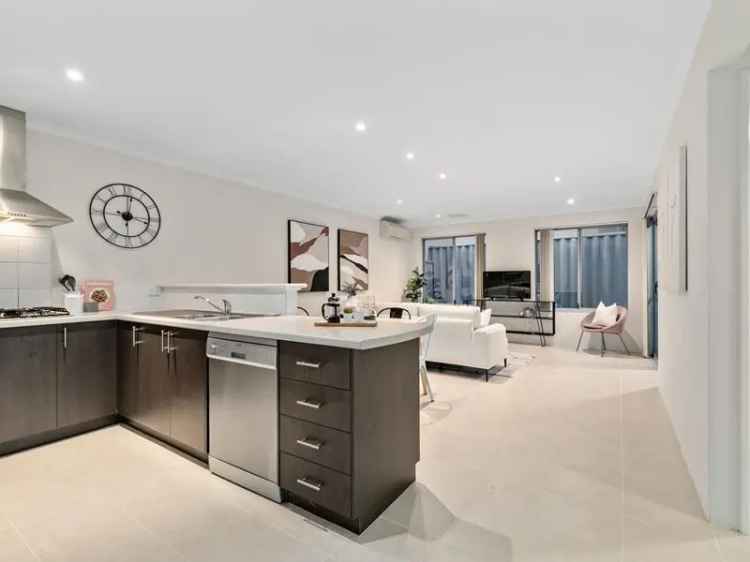 Villa For Sale in City of Stirling, Western Australia