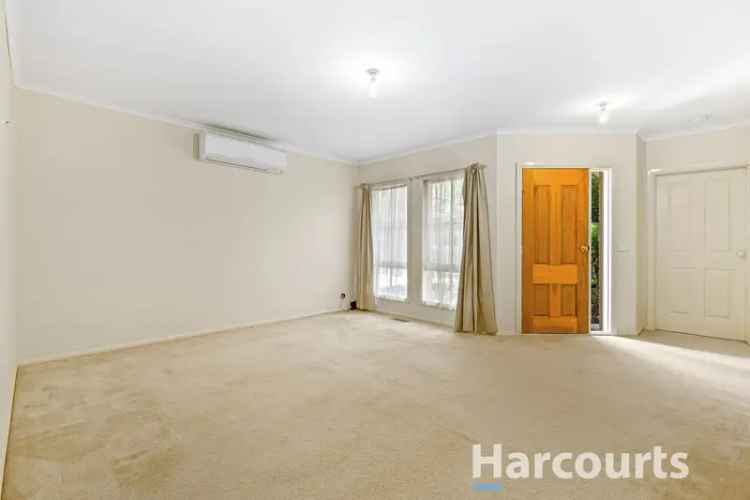 2 rooms apartment of 245 m² in Melbourne