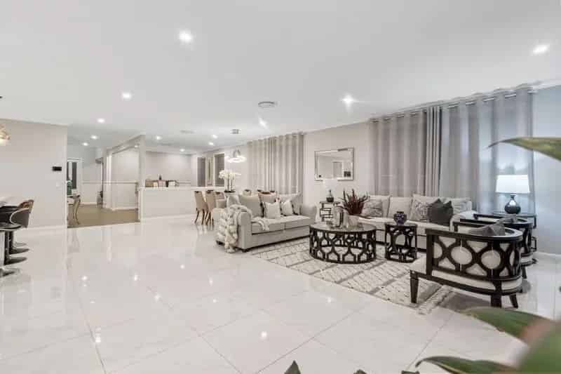 Buy Stunning Family Home in Rochedale with 5 Bedrooms and Garden