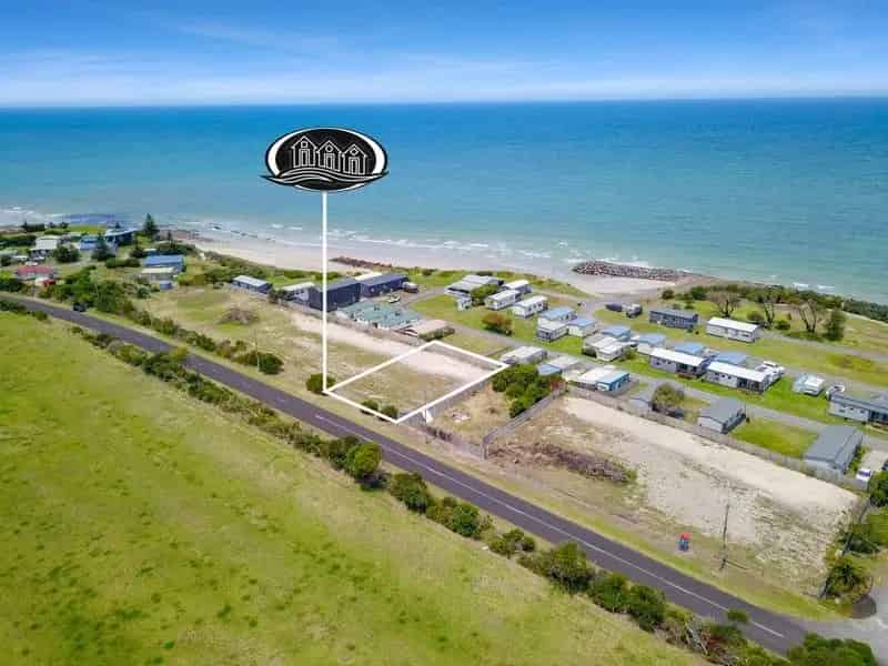 Buy Land for Dream Beach House in Portland with Ocean Views