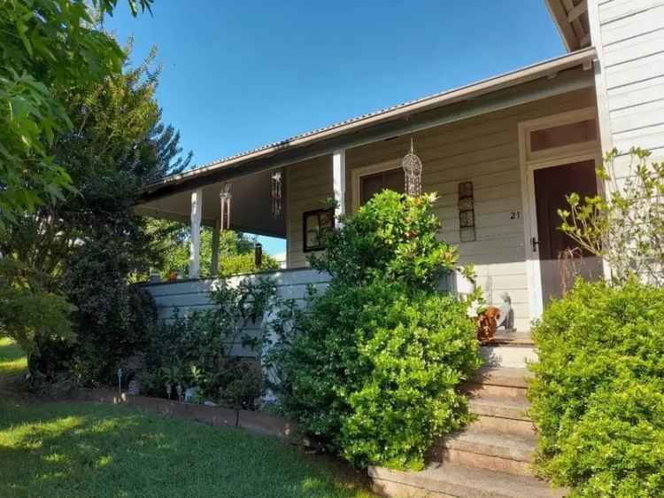 Charming Country Cottage