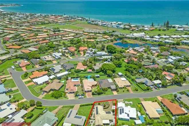 Bargara 3 Bedroom Brick Home Large Block