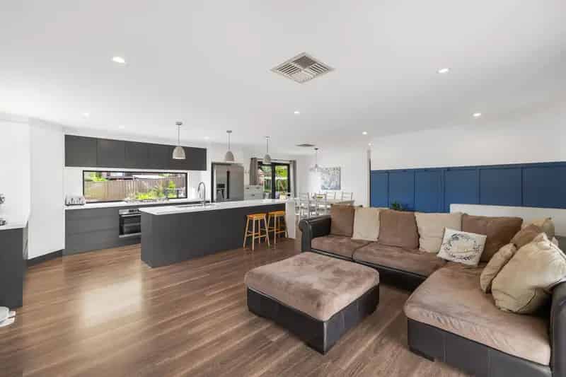 Lease Family Home Monash Featuring Stunning Kitchen and Deck
