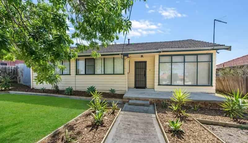 4 rooms house of 200 m² in Melbourne
