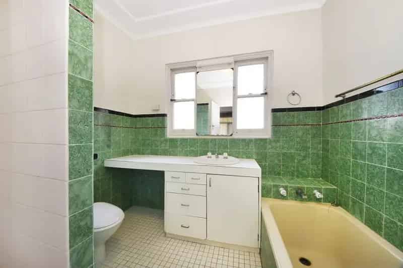 Real Estate For Lease - 1/1 Victoria Street - Greenwich , NSW
