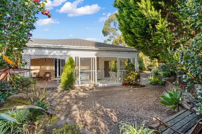 Buy spacious home in Narrawallee with natural beauty and ocean views
