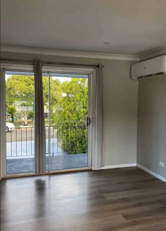 Real Estate For Lease - 9 Poinciana Street - Kingston , QLD