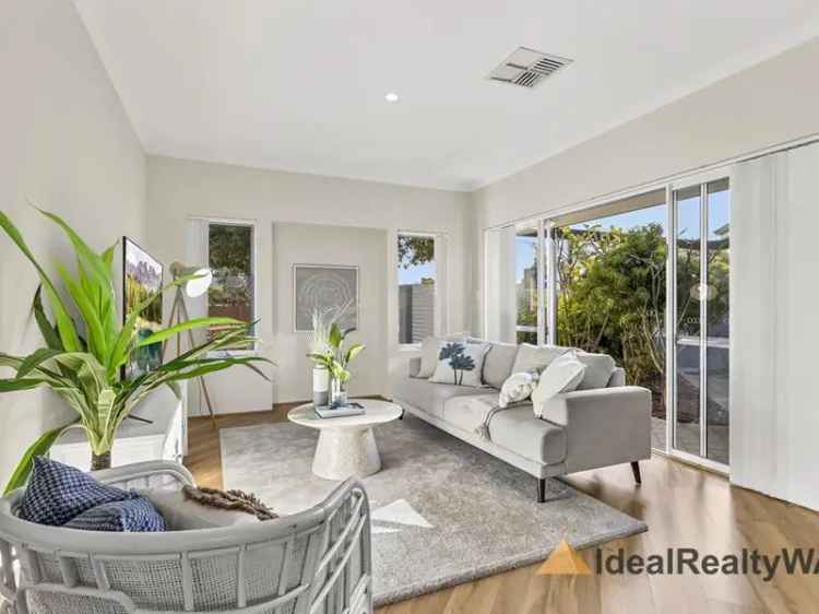 House For Sale in City of Canning, Western Australia