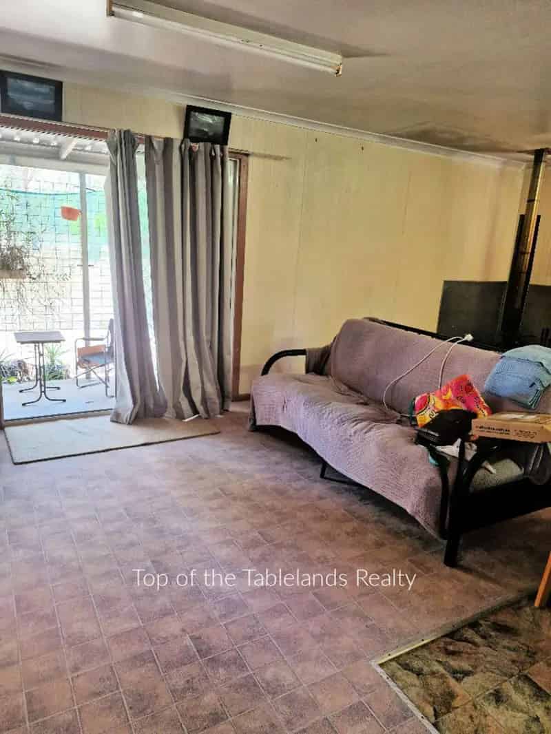 Rent Rural Property in Millstream with Spacious Bedrooms and Garden
