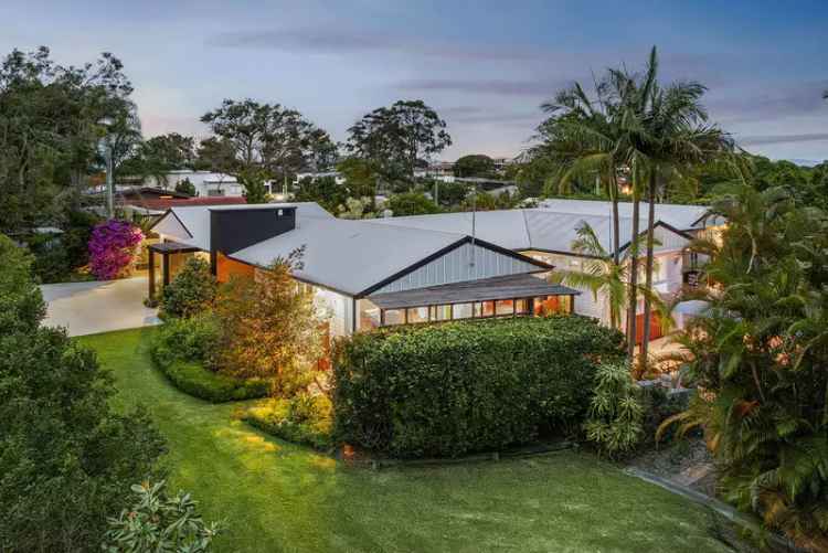 Expansive Lowset Home on 1878sqm Block!