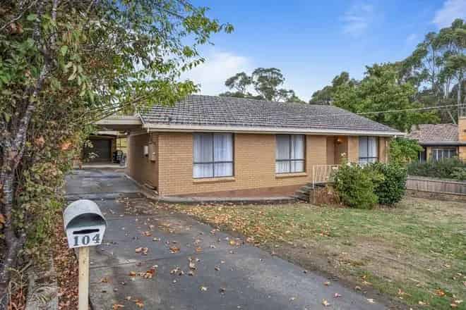 House For Sale , 104, Daylesford Road, Ballarat, Victoria