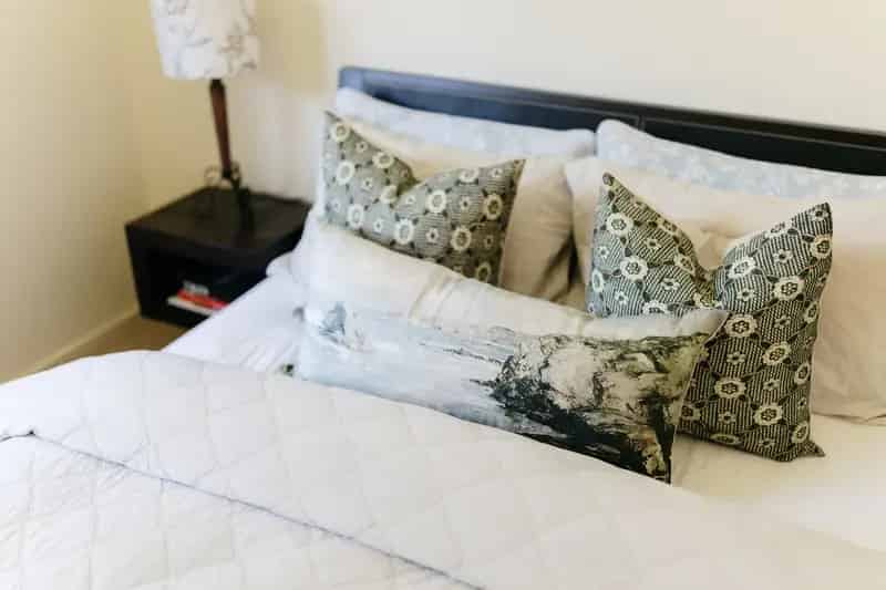 Buy House in Hardys Bay with Beautiful Views and Outdoor Lifestyle