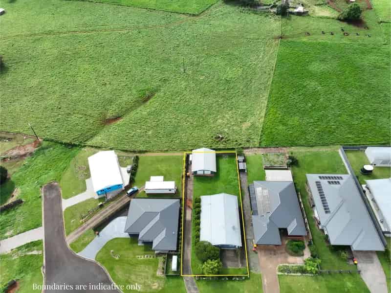 Peaceful Living with Country Views
