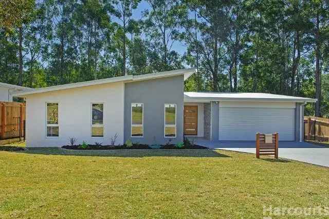 4 Bedroom Family Home Innes Lake Port Macquarie